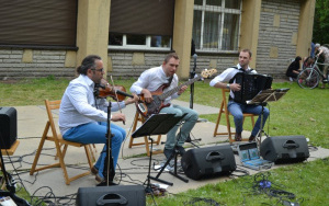 PIKNIK SĄSIEDZKI